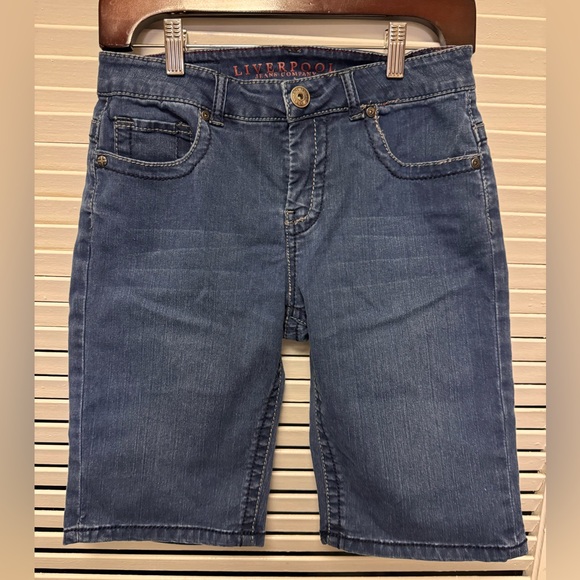 Liverpool Maggie Bermuda Jean shorts 6 petite - Picture 1 of 4